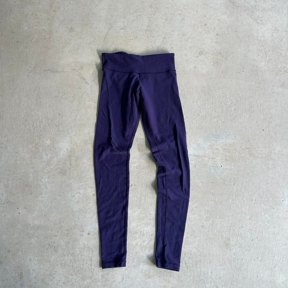 Women’s Lululemon Leggings - Picture 2 of 3